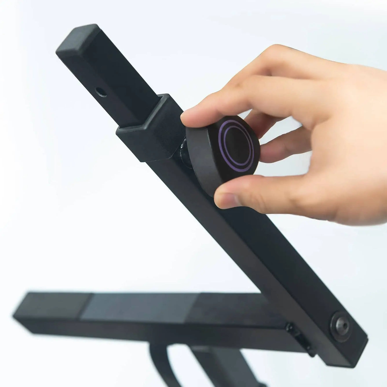 Vertical Telescoping Bar for 2nd Tier Liquid Stands